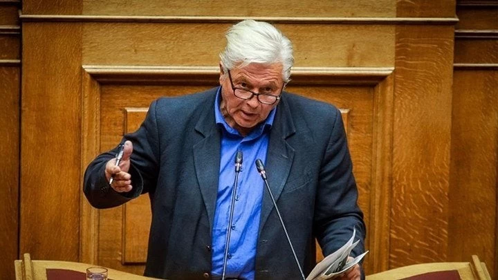 Ρεζίλι σε… εθνική εμβέλεια ο Παπαχριστόπουλος – Δείτε το βίντεο που τον «καίει»